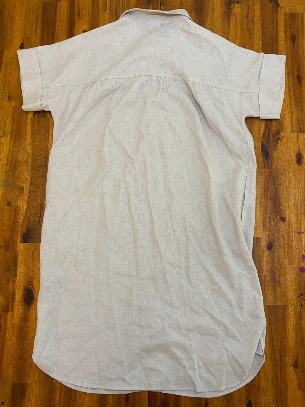 Pre owned. No visible stains or holes. Measurements in pics. - Picture 2 of 5